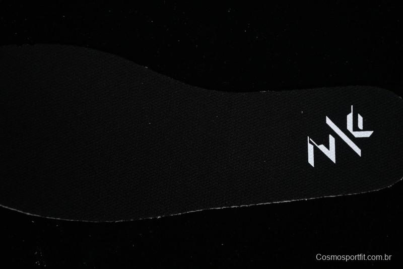 Nike Zoom Fly 6 Running Shoes with Flyknit Material and Carbon Fiber Plate for Superior Elasticity - FN8454-001
